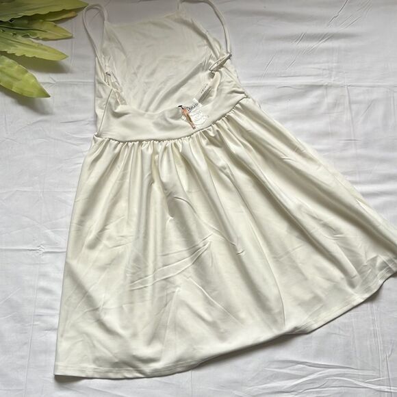 ⭐️NWT FANCYINN spaghetti strap backless mini skater dress⭐️ - Picture 10 of 11